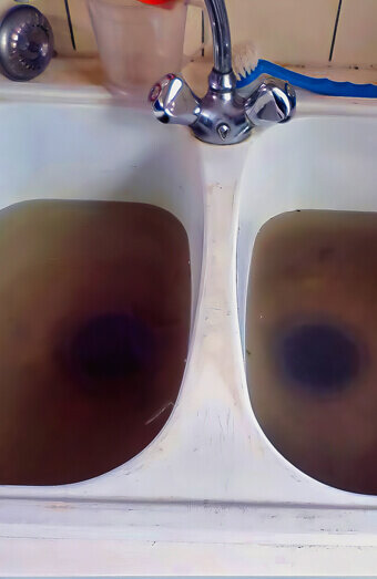 https://blockeddrainshighgate.com.au/uploads/2025/07/blocked-sink-34341.jpg