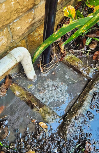 https://blockeddrainshighgate.com.au/uploads/2025/07/hero-blocked-sewers-51219.jpg